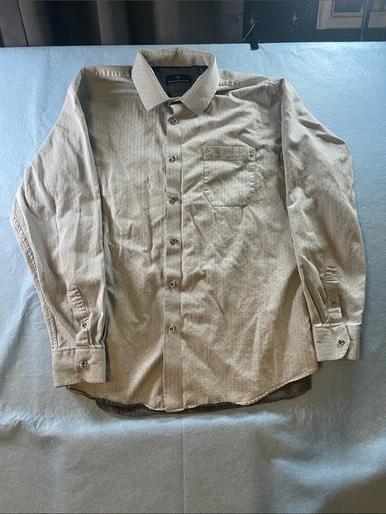 Hart Schaffner Marx Other - Hart Schaffner Marx Men's Beige Dot-Pattern Button-Down Shirt